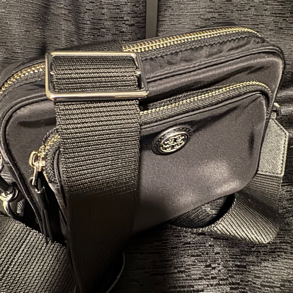 Tory Burch Black Crossbody Camera Bag with Gold-Tone Hardware